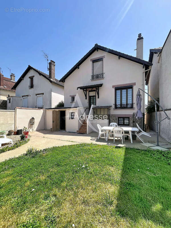 Maison à CHELLES