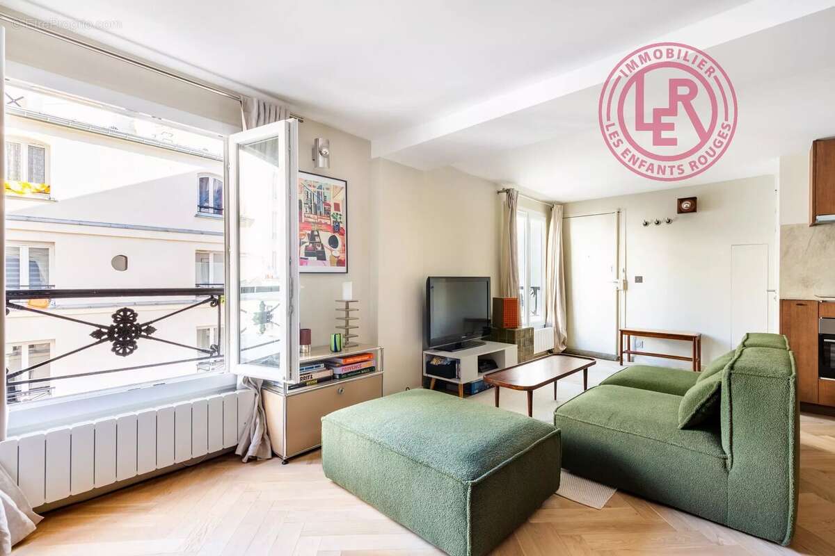 Appartement à PARIS-10E