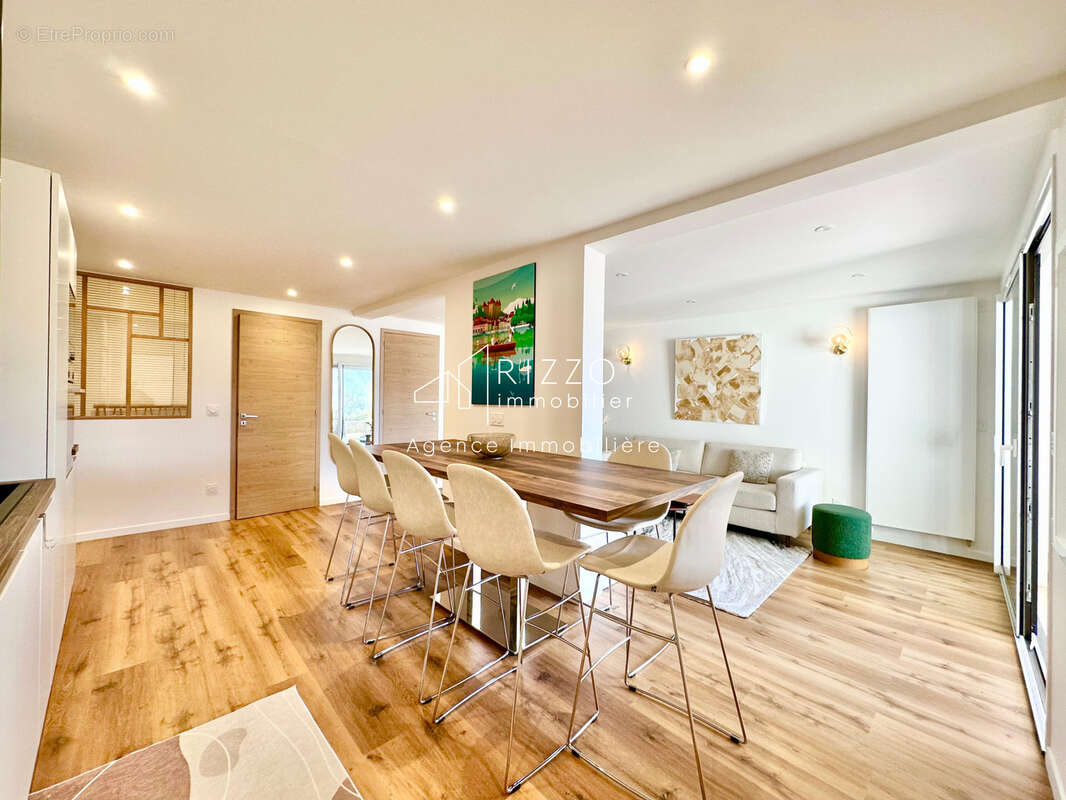 Appartement refait à neuf avec grande terrasse vue lac !!! - photo 5