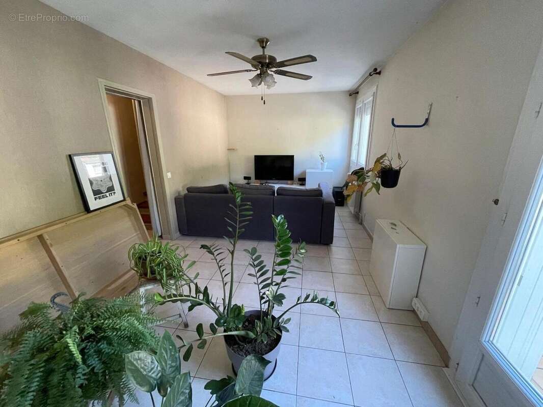 Maison 74 m² à Cahors  - photo 3