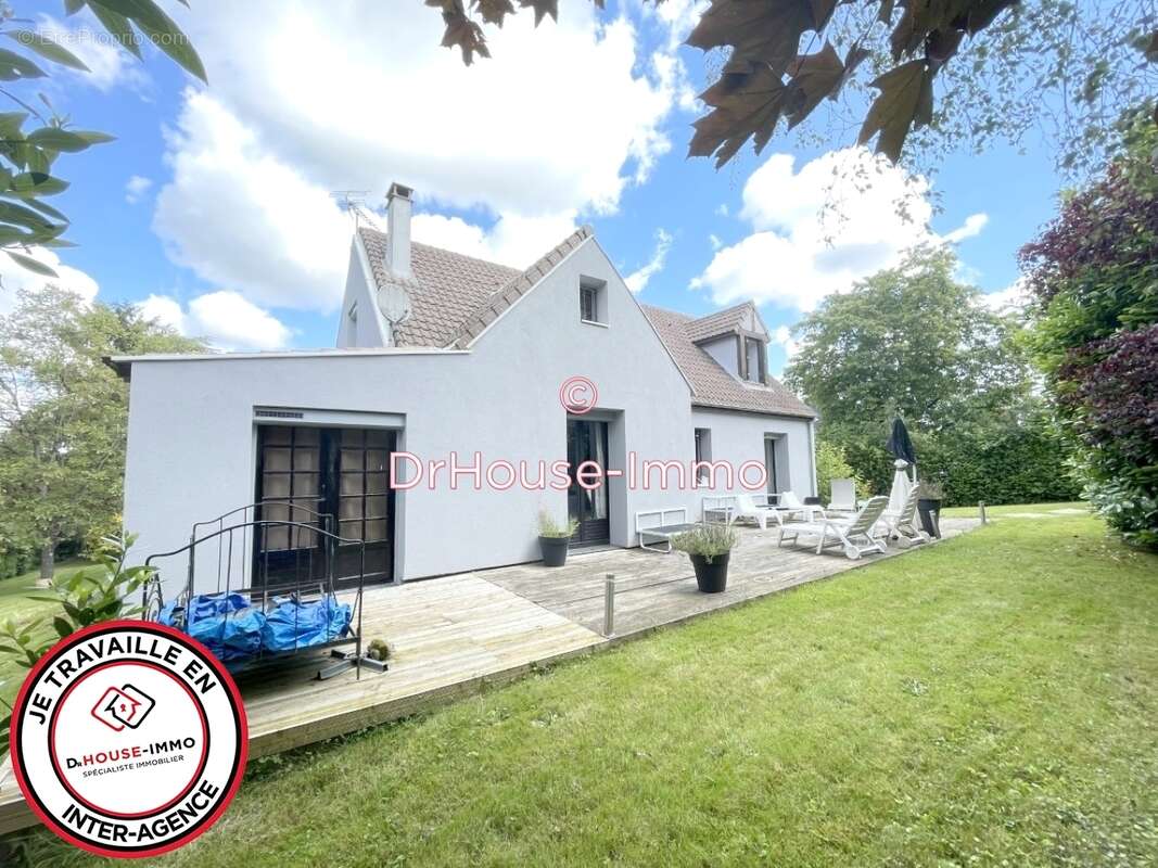 Maison à SAVIGNY-SUR-CLAIRIS