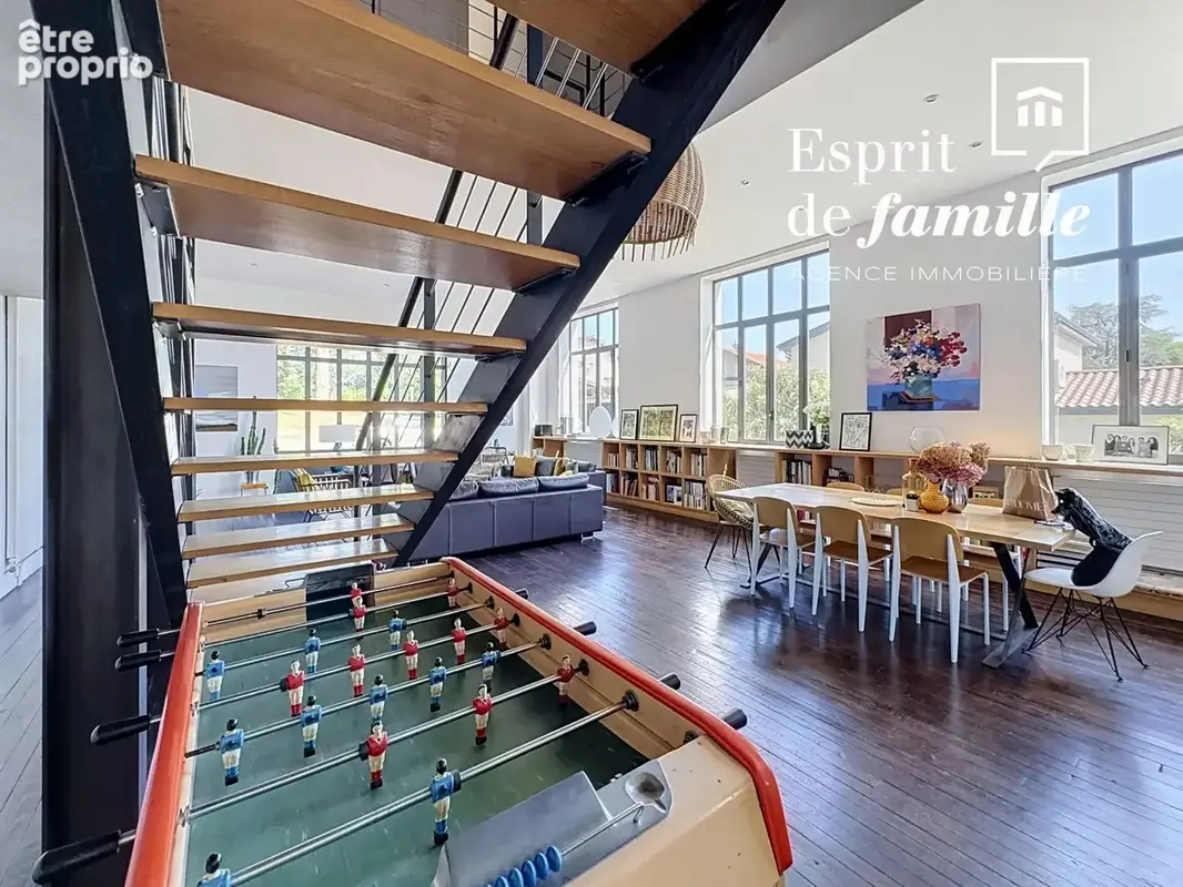 Limonest, loft 270m2 jardin 2000m2 - photo 9