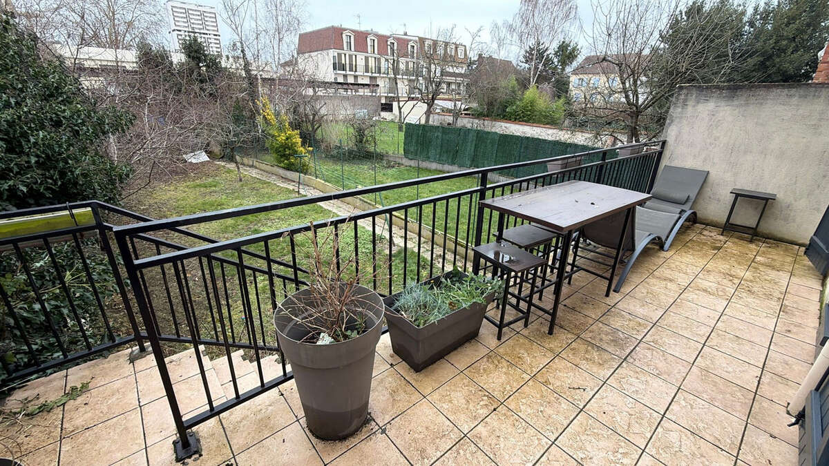 Maison à vendre à CHEVILLY-LARUE    130m2 avec terrain  de 300m2 - photo 9