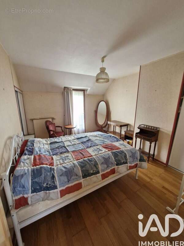 Maison 101 m² à Ifs  - photo 8