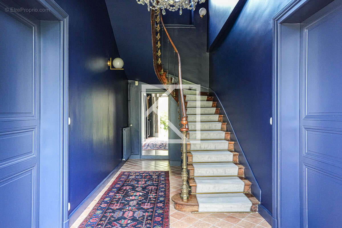 Maison 376 m² à Grez-Neuville  - photo 5