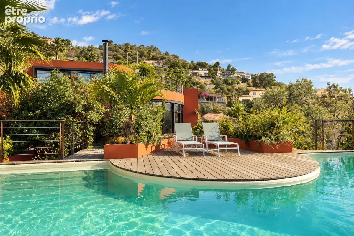 Photo Maison à Mandelieu-La-Napoule au prix de 2 690 000€