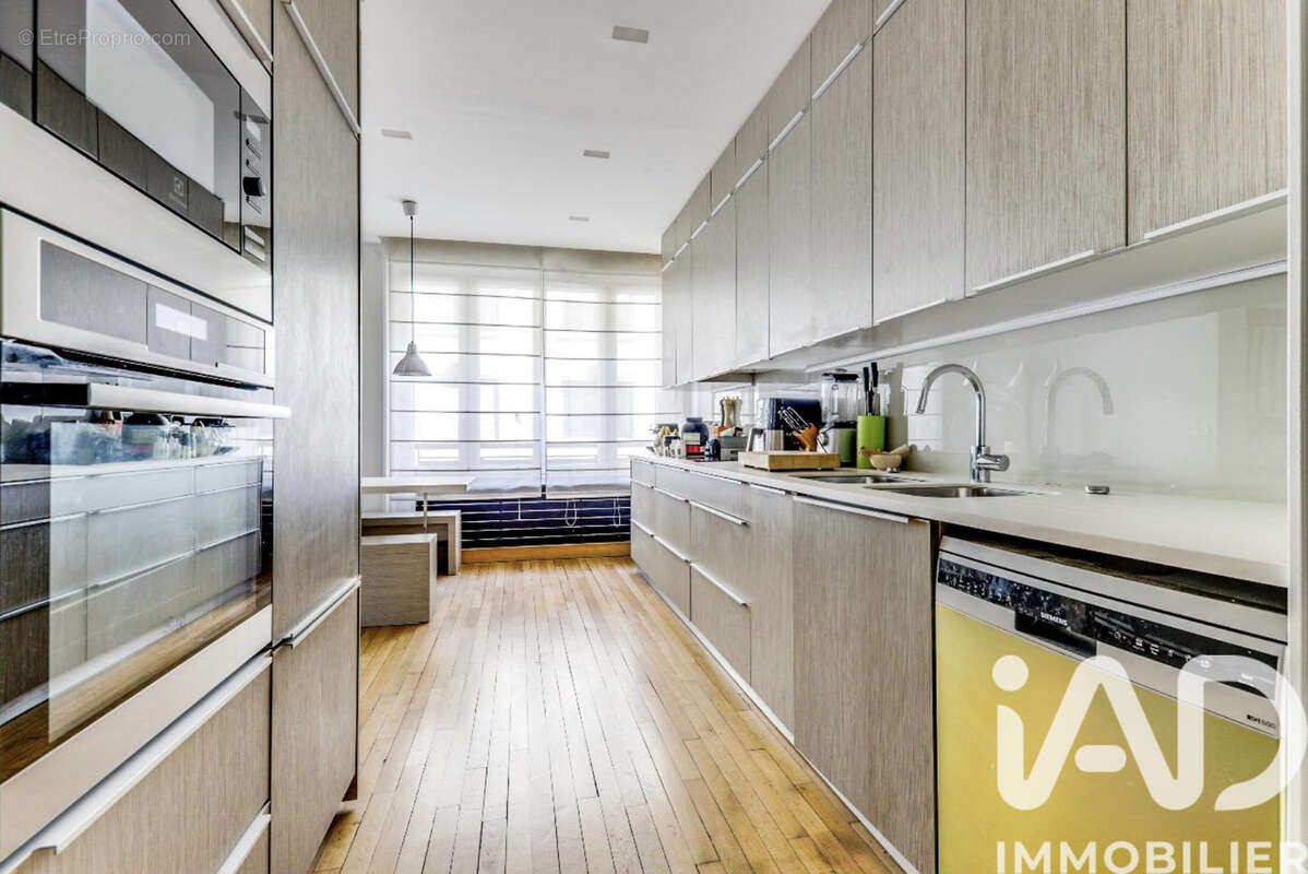 Photo 4 - Appartement à PARIS-16E