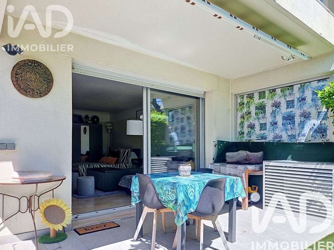 Photo 8 - Appartement à MANDELIEU-LA-NAPOULE