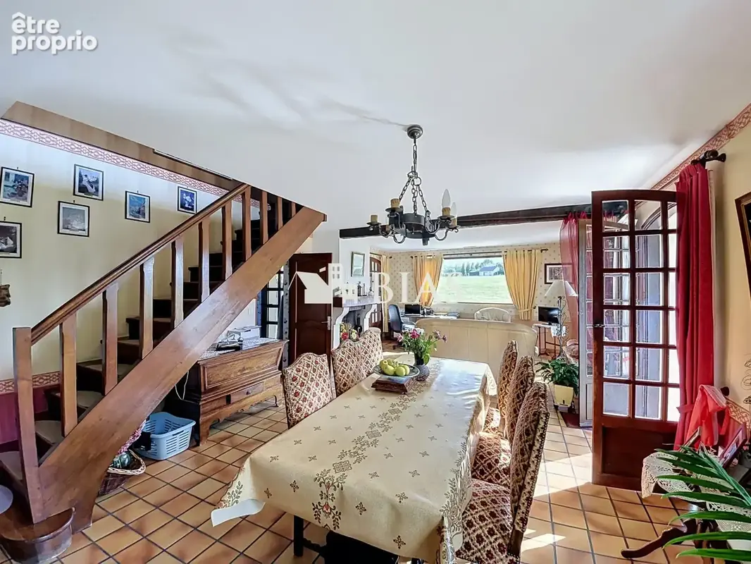 Maison 6 pièces 154 m² à vendre à Malaunay (76770) - photo 2