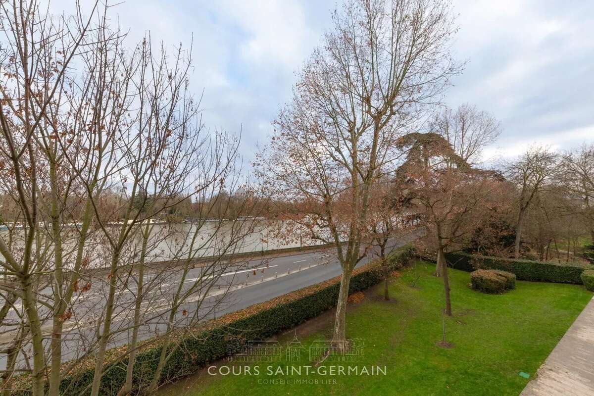 Appartement à SURESNES