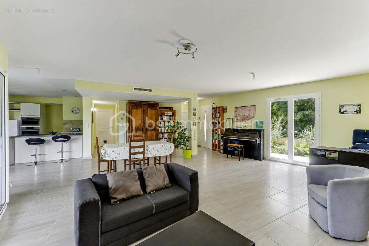 Maison à POMPERTUZAT