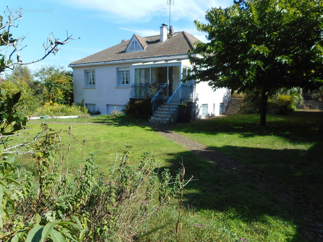 Maison à SAINT-MICHEL-CHEF-CHEF