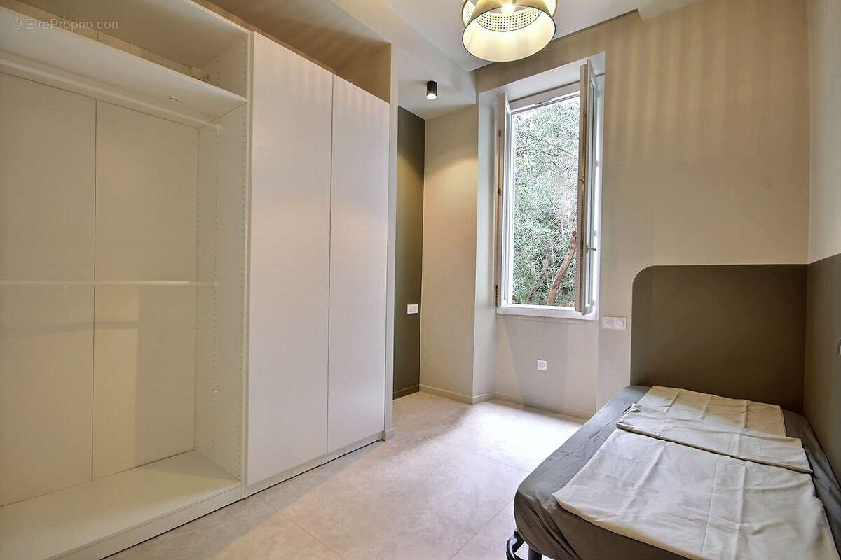 Appartement à MARSEILLE-7E