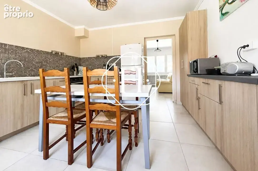 Maison 5 pièces 121 m² à vendre à Bourg-En-Bresse (01000) - photo 18