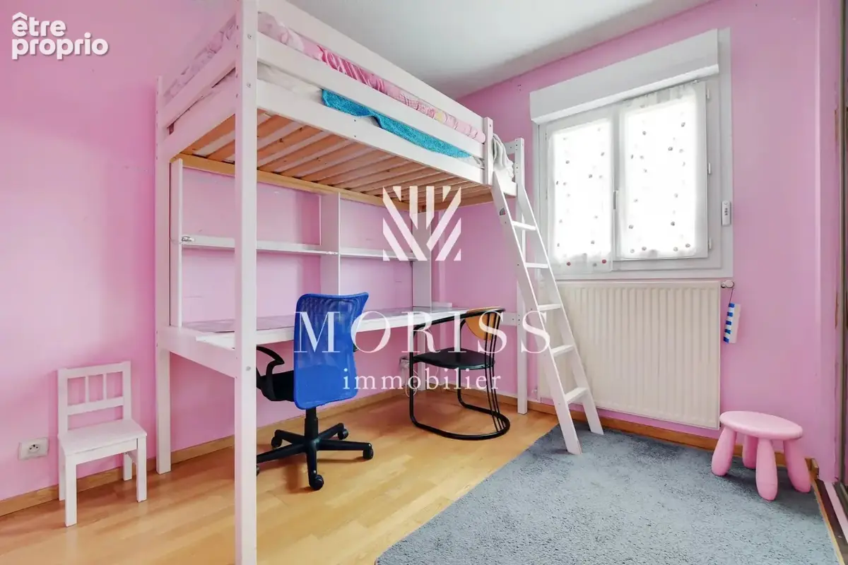 Romainville Maison en R+1 + Combles aménagés avec jardin et terrasse - photo 12