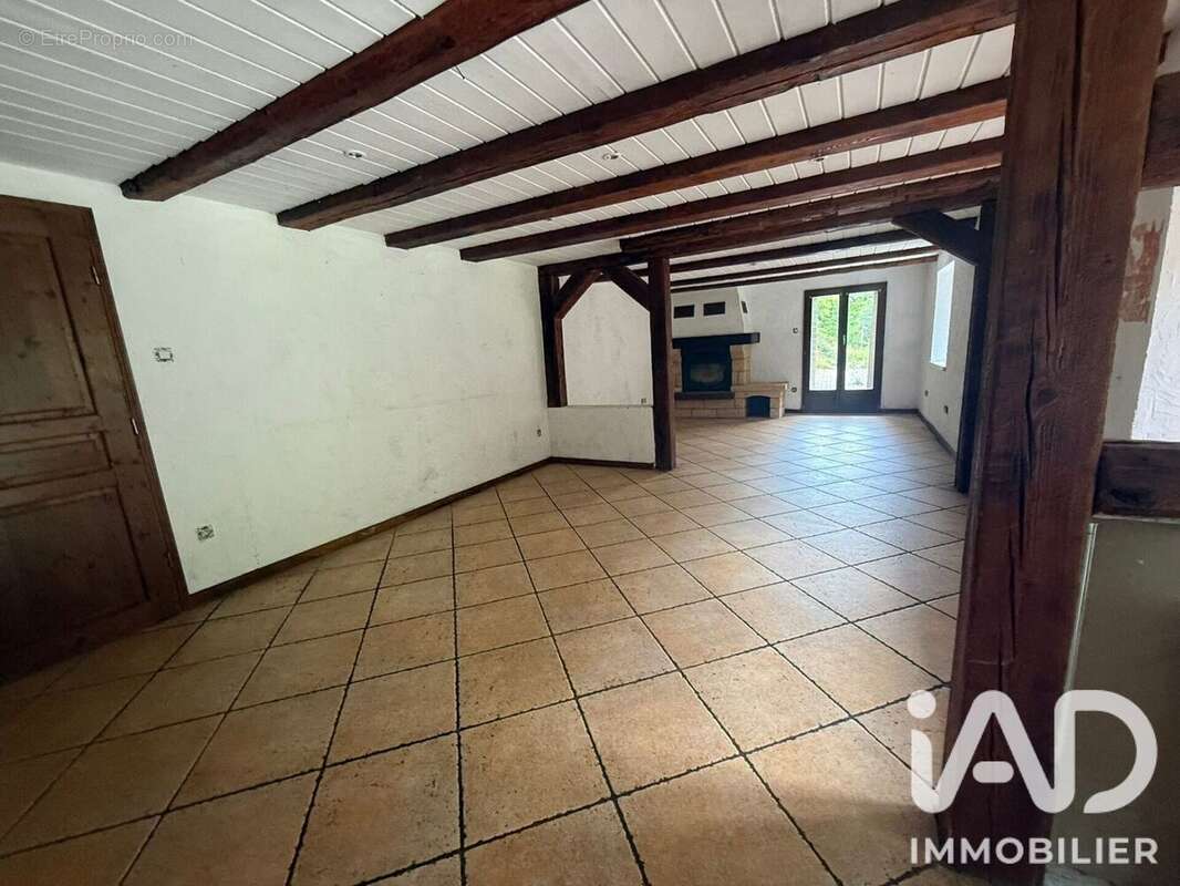 Maison 124 m² à Sainte-Croix-Aux-Mines  - photo 3