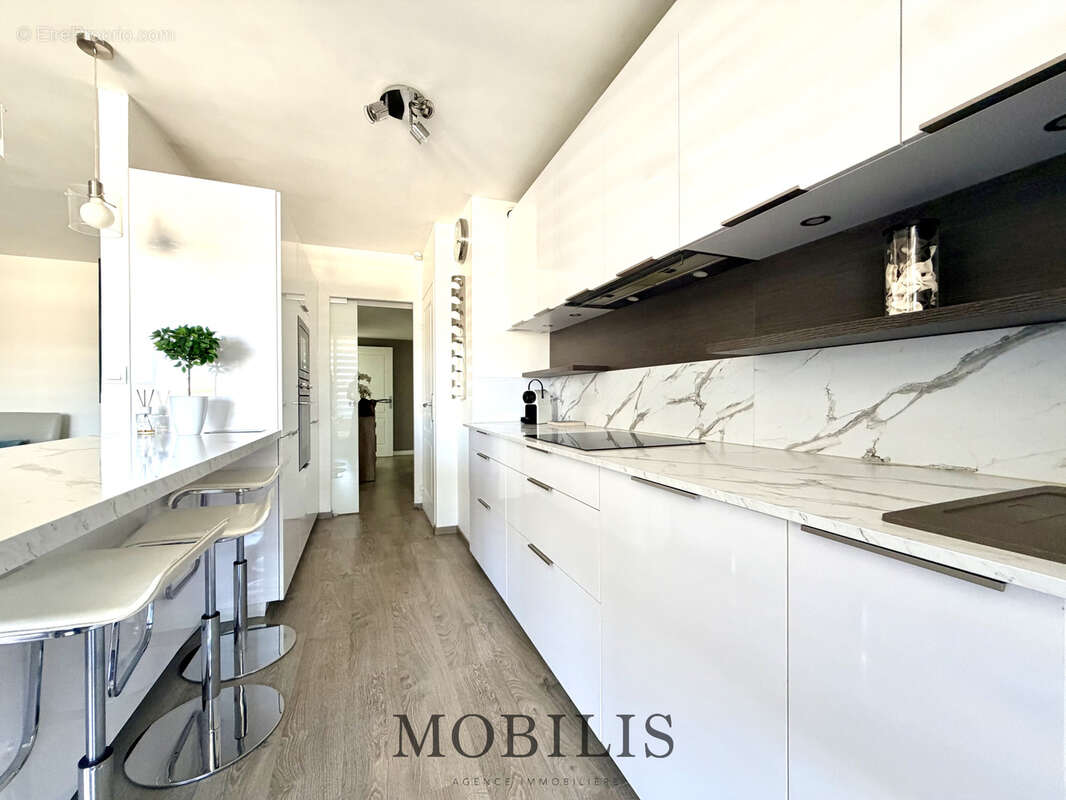 Appartement à MARSEILLE-8E