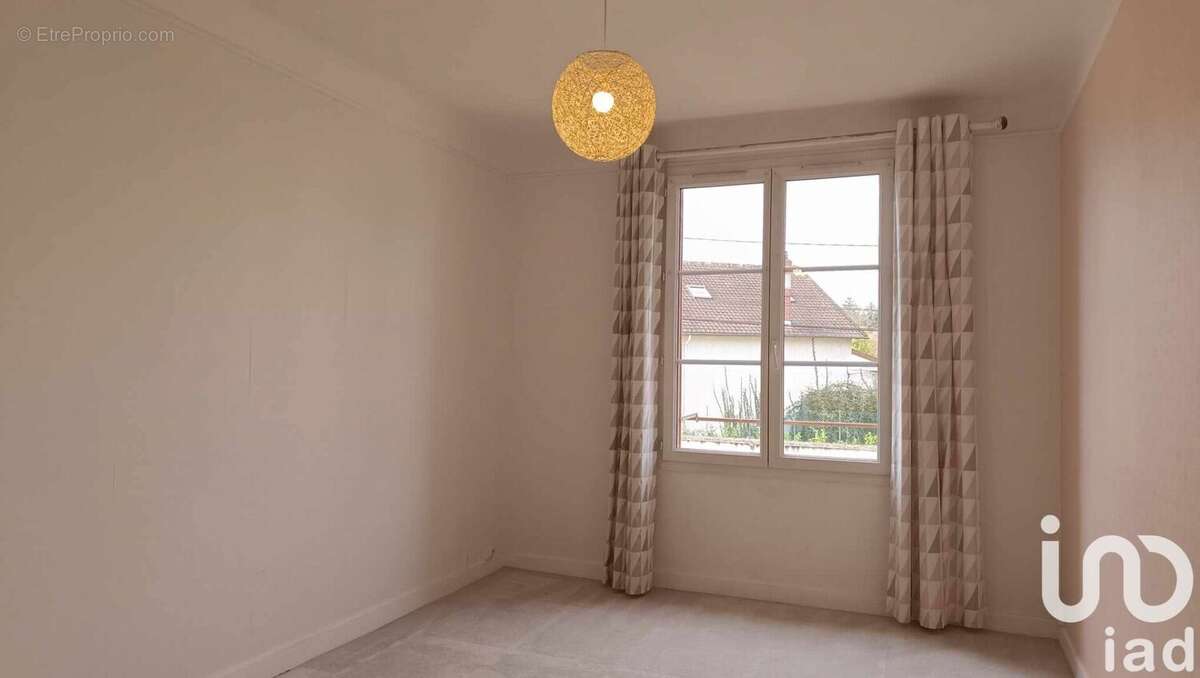 Photo 2 - Appartement à AUXERRE