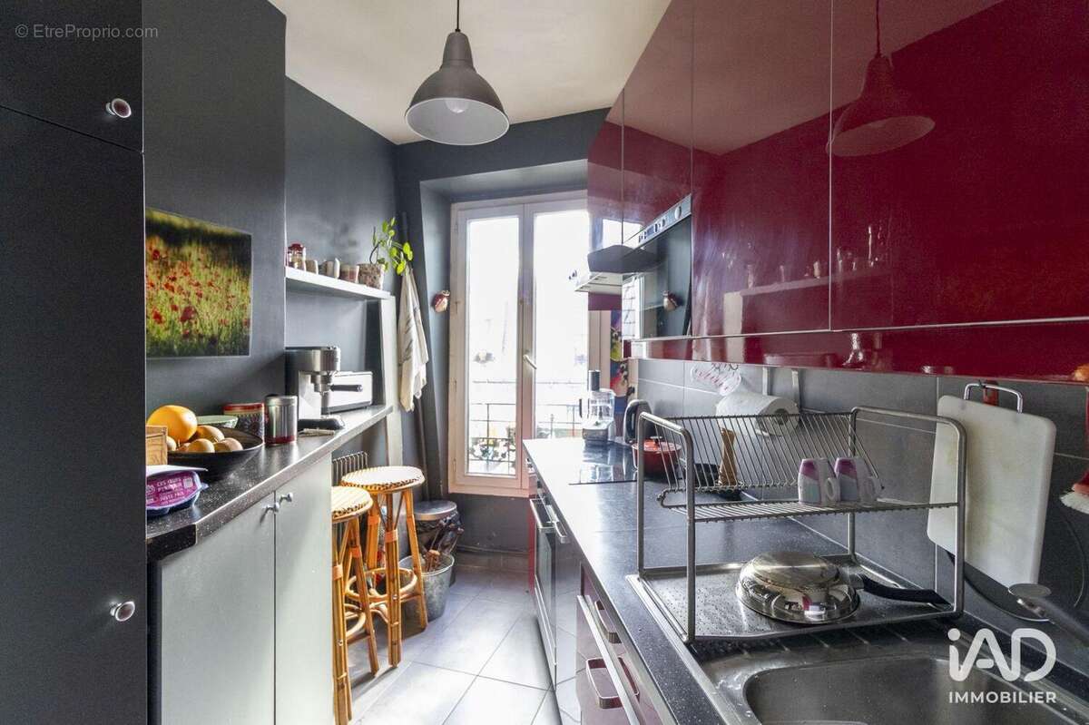 Photo 3 - Appartement à PARIS-18E