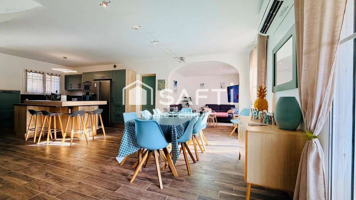 Photo 5 - Maison à FREJUS