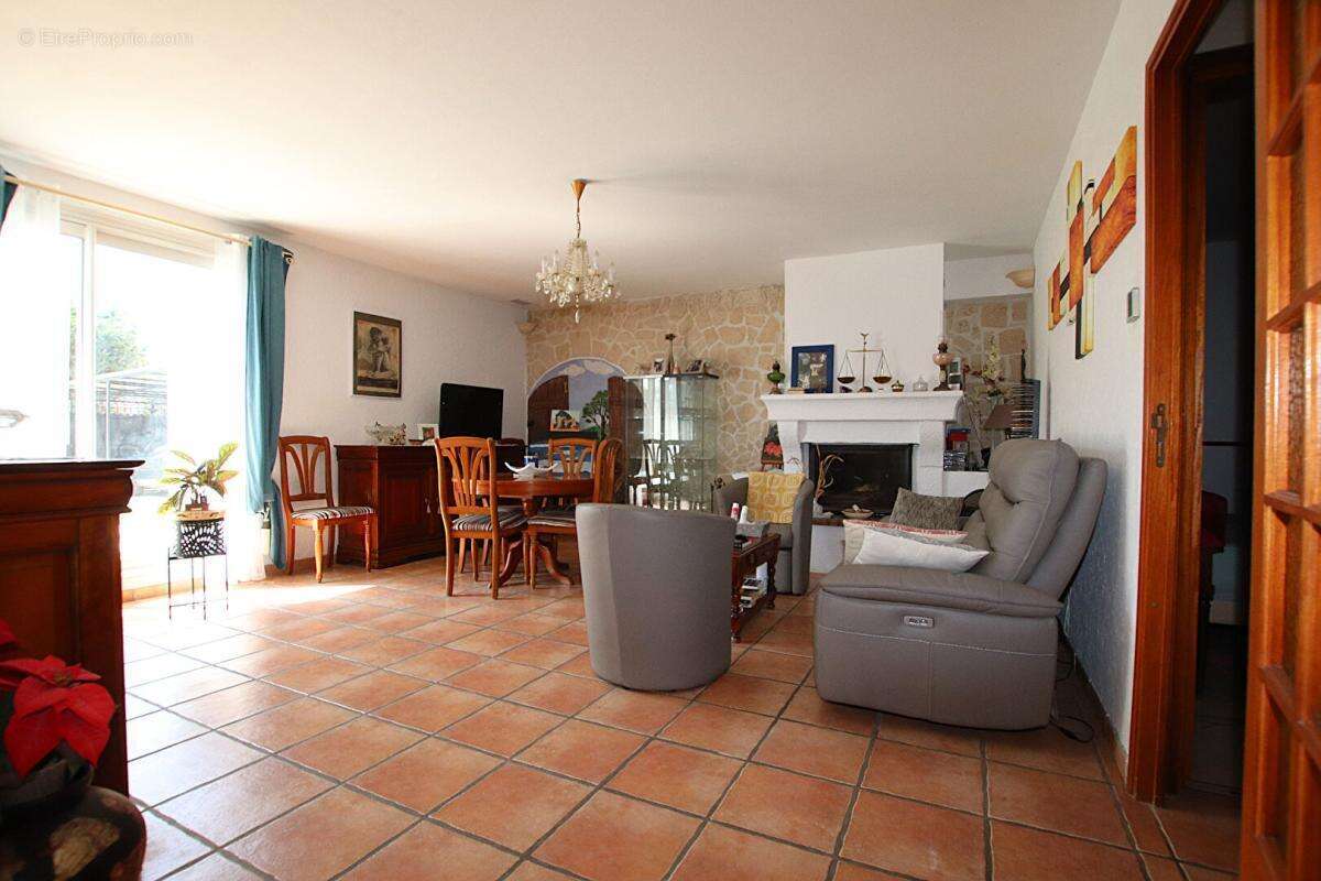 Maison à GIGNAC