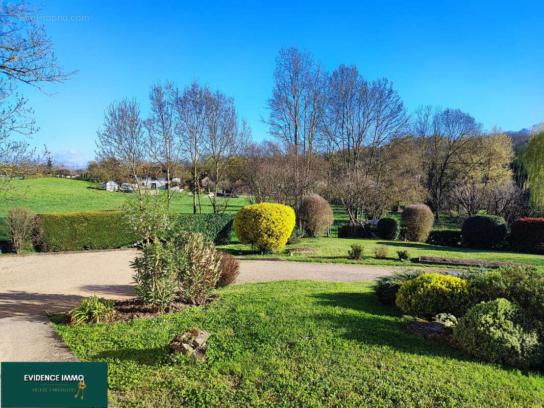 Maison 4 chambres + bureau, sur 3 000 m2 de terrain. - photo 3