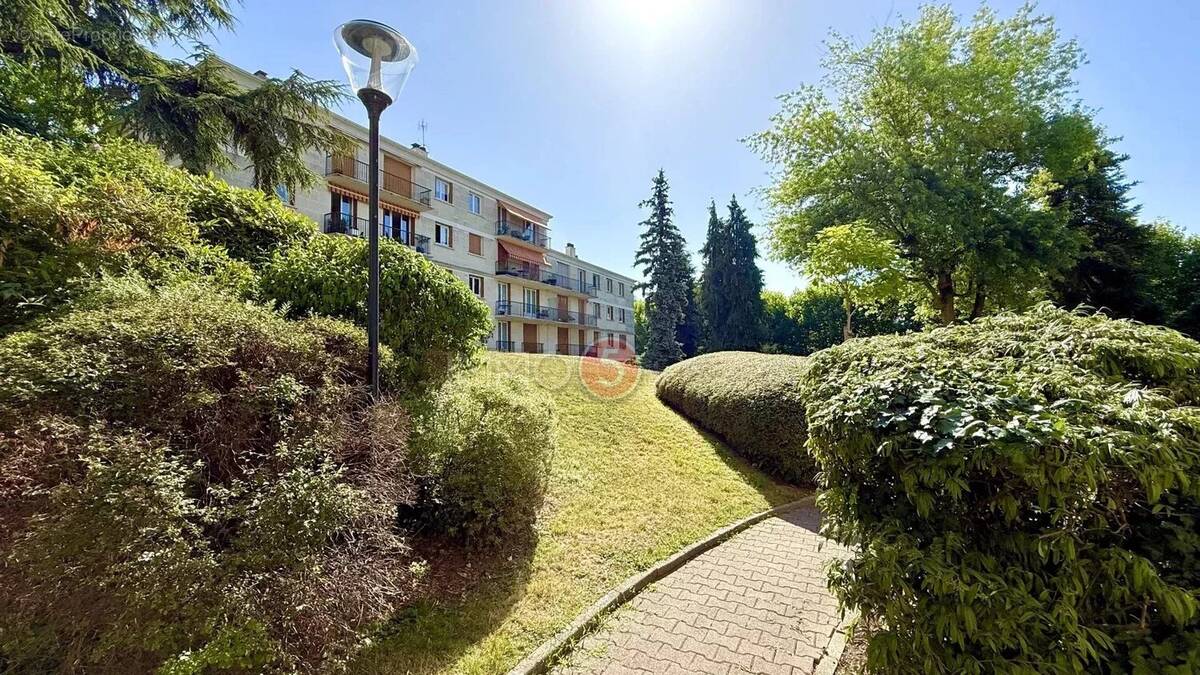 Appartement à LE RAINCY