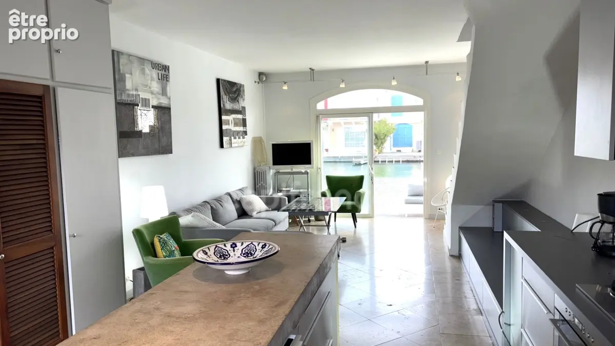 Maison 3 pièces à port grimaud (83) ! - photo 2