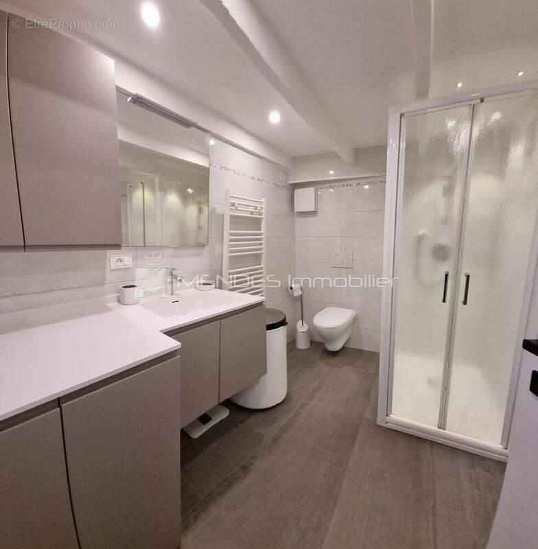 Appartement à LA TURBIE