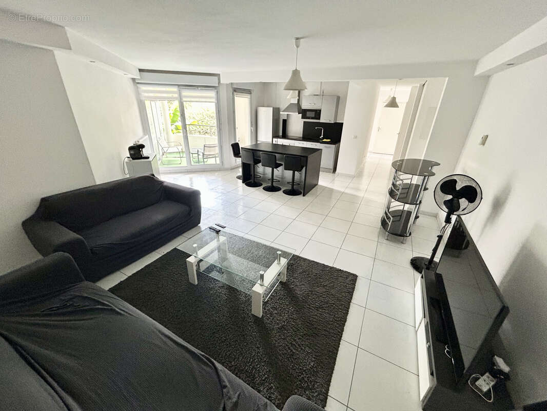 Appartement à TASSIN-LA-DEMI-LUNE