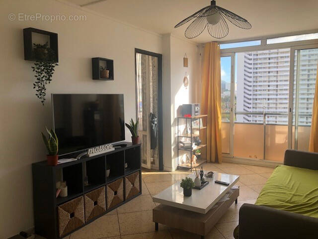 Appartement à MARSEILLE-9E