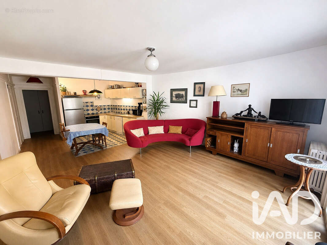 Appartement 70 m² à Nimes  - photo 2