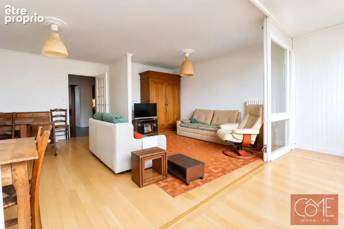 A VENDRE - RENNES 35000 - Quartier Clémenceau - Appartement T4 - 87,41 m² habitables - 2 chambres -  GARAGE ET CELLIER. - photo 3