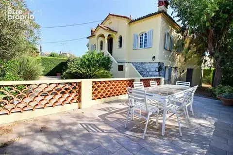 Maison à CAGNES-SUR-MER