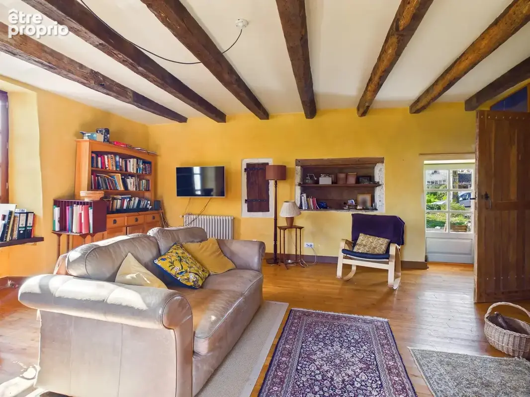 Trois maisons situées dans un endroit paisible proche d'une belle ville bastide - photo 17
