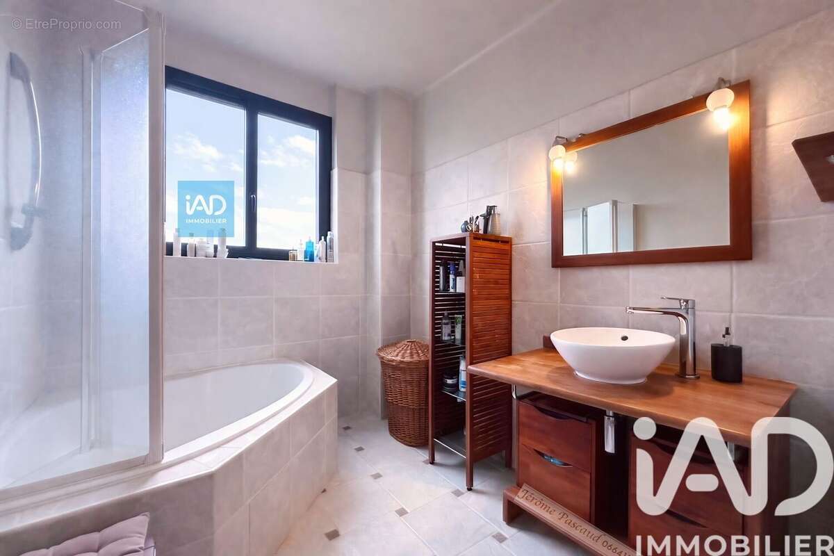 Photo 9 - Appartement à VERSAILLES