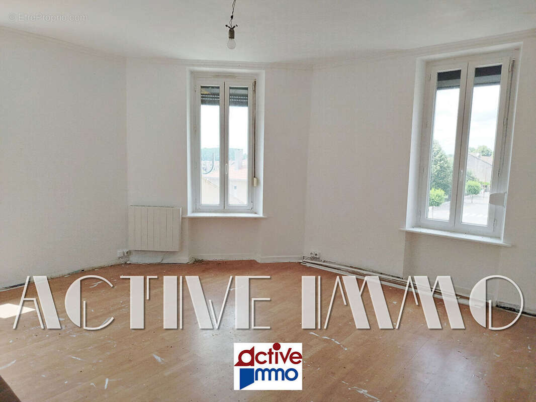 Immeuble Mont-bonvillers - 5 appts + local commercial - photo 2
