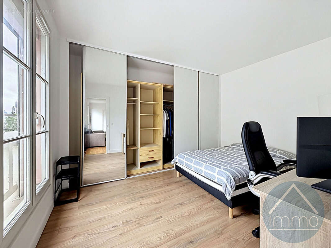 Appartement à ASNIERES-SUR-SEINE
