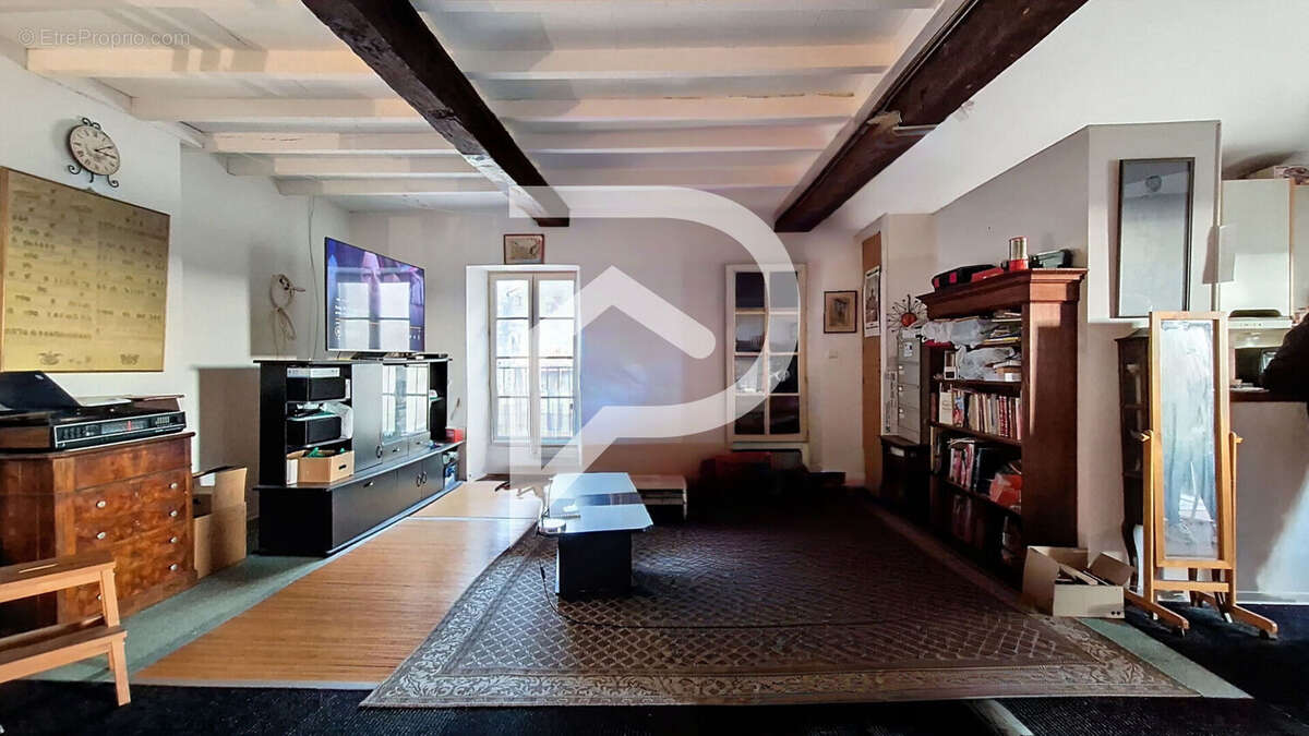 Appartement à CORDES-SUR-CIEL