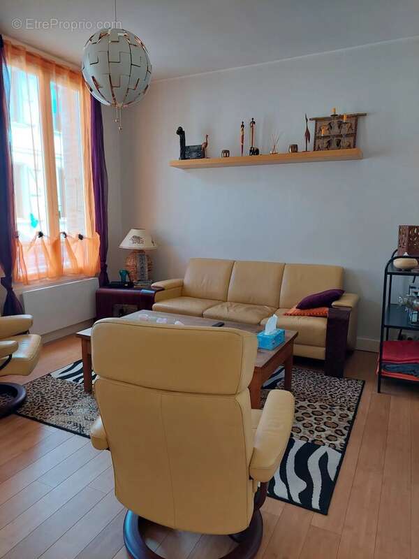 Maison à MONTESQUIEU-VOLVESTRE