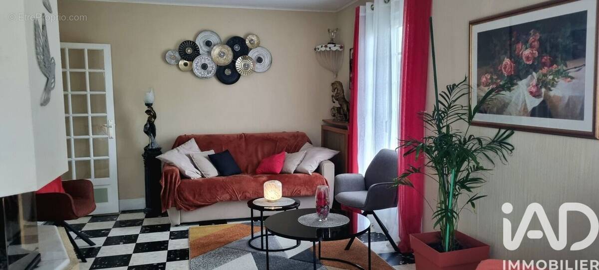 Photo 1 - Maison à DESCARTES