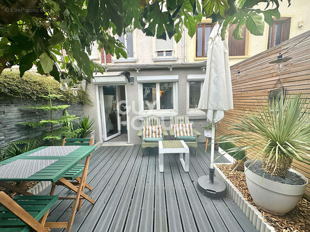 Maison à LE PETIT-QUEVILLY