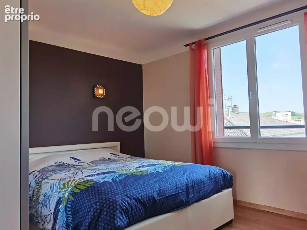 INVESTISSEMENT LOCATIF - Appartement T5 en duplex, meublé et DPE en C ! - photo 3