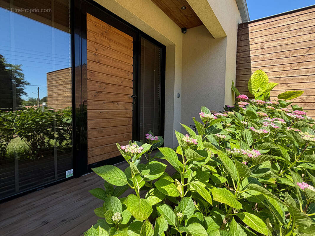 Maison à COULOUNIEIX-CHAMIERS