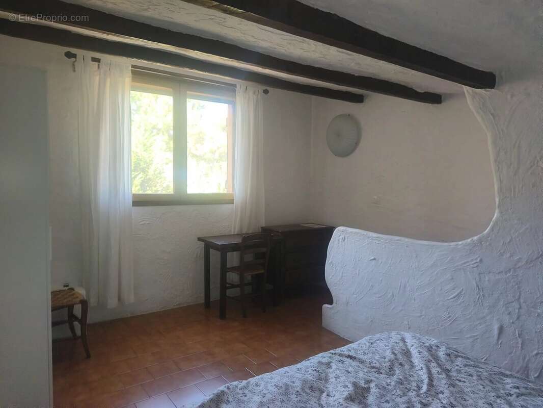  à vendre – t2  avec acces jardin à sanary-sur-mer  - photo 9