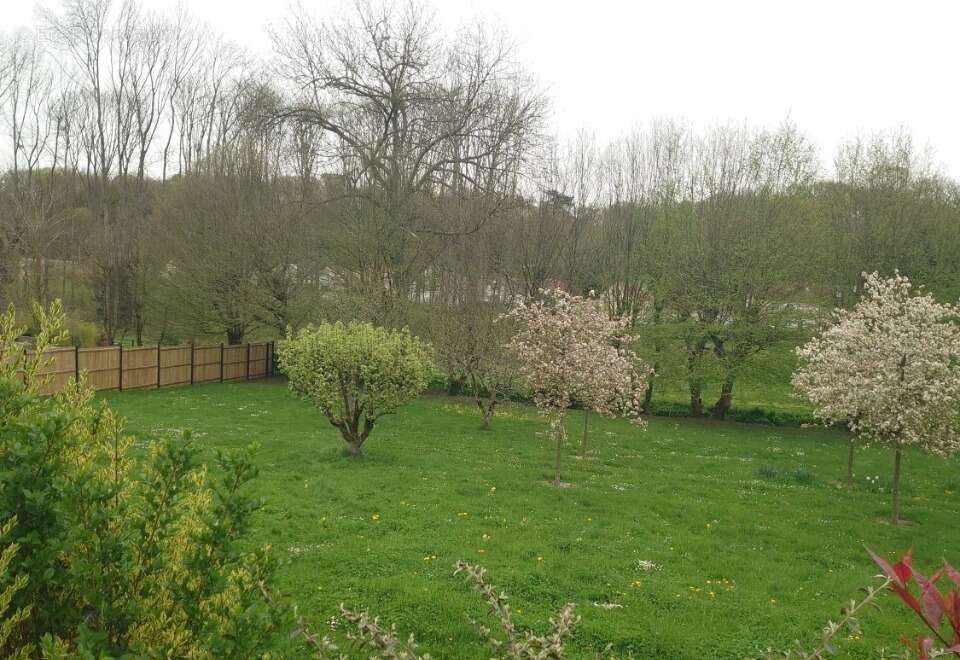 Terrain 567 m² à Elancourt  - photo 2