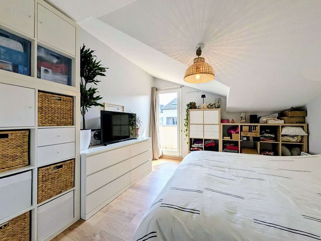 Appartement à AIX-LES-BAINS