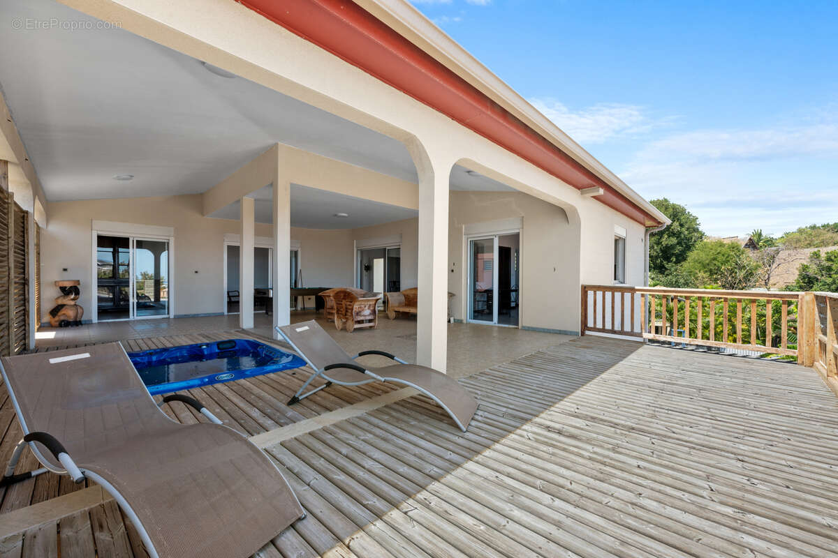 Maison à LA POSSESSION