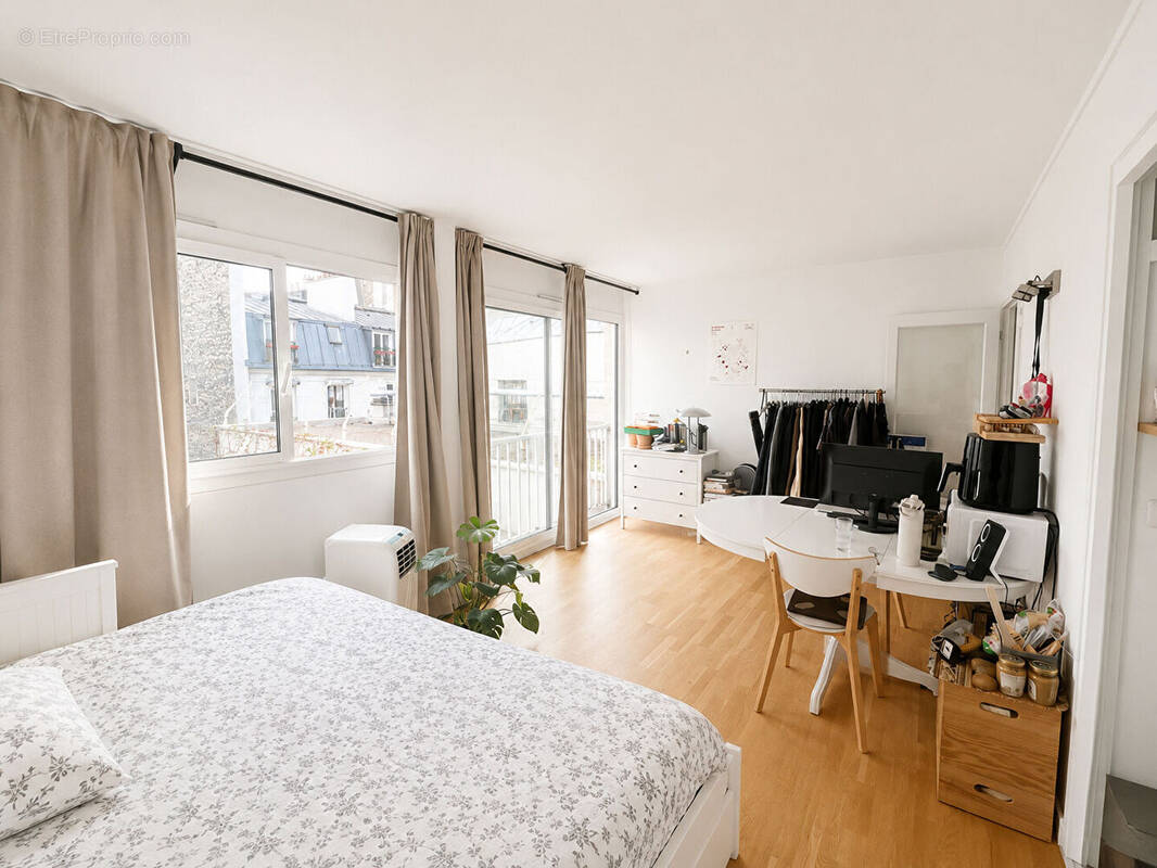Appartement à PARIS-4E
