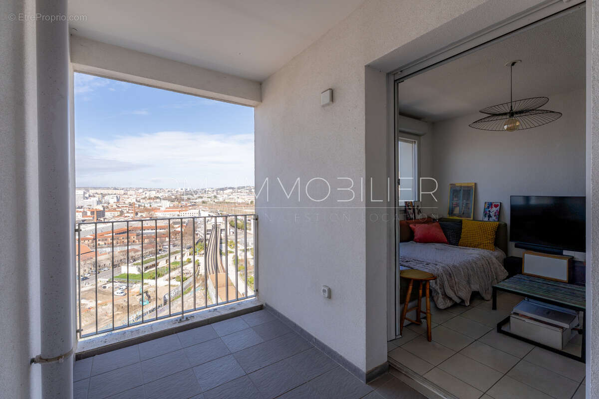 Appartement à MARSEILLE-3E